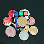Bitcoin und Altoins wie Shiba Inu Coin und Ripple, Titelbild
