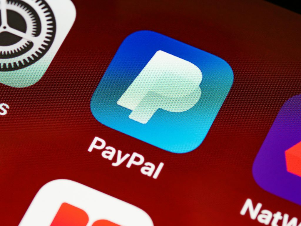 PayPal als App-Symbol auf dem Smartphone